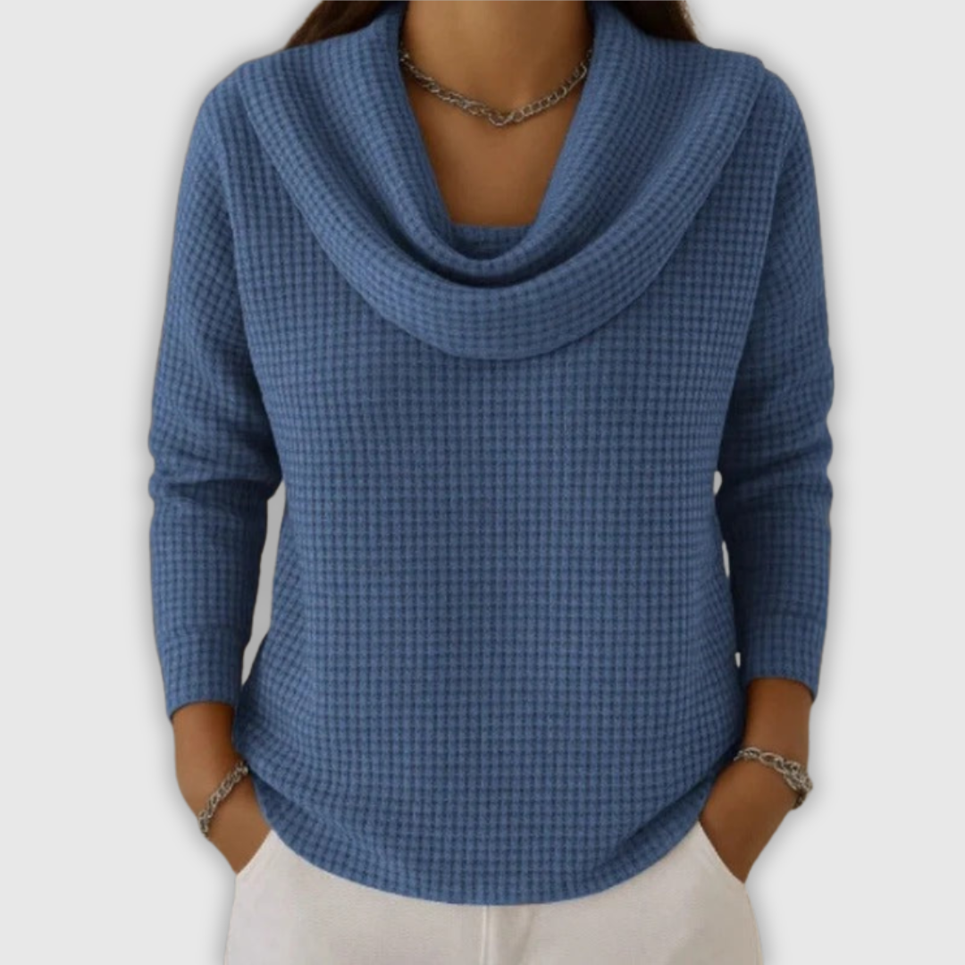 Ambera – Ciepły sweter waflowy z eleganckim dekoltem typu woda