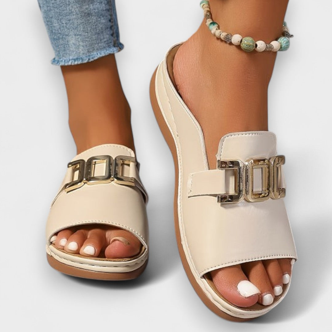 Elena - Wygodne sandały na obcasie