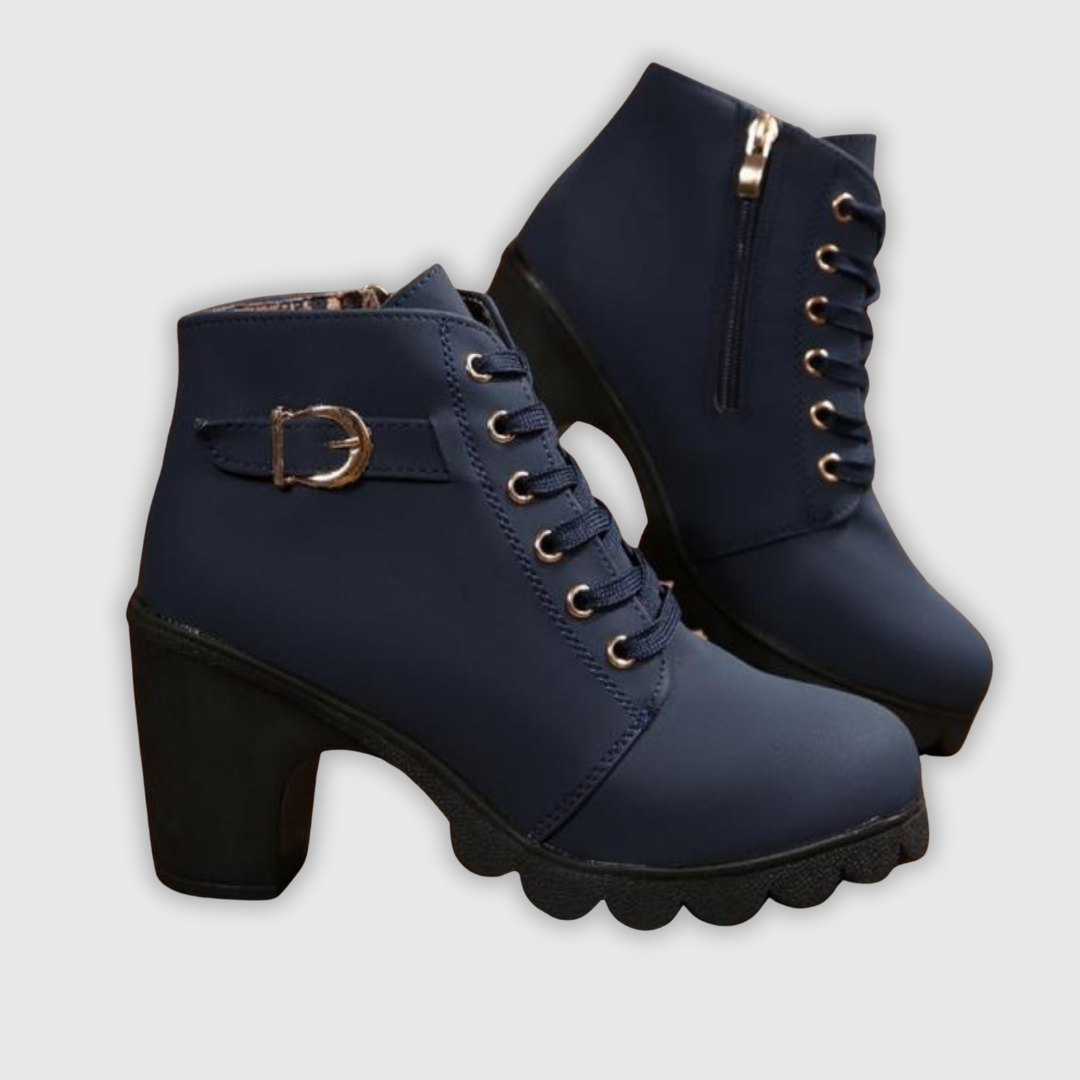 Katnia – Eleganckie botki na obcasie z metalową klamrą